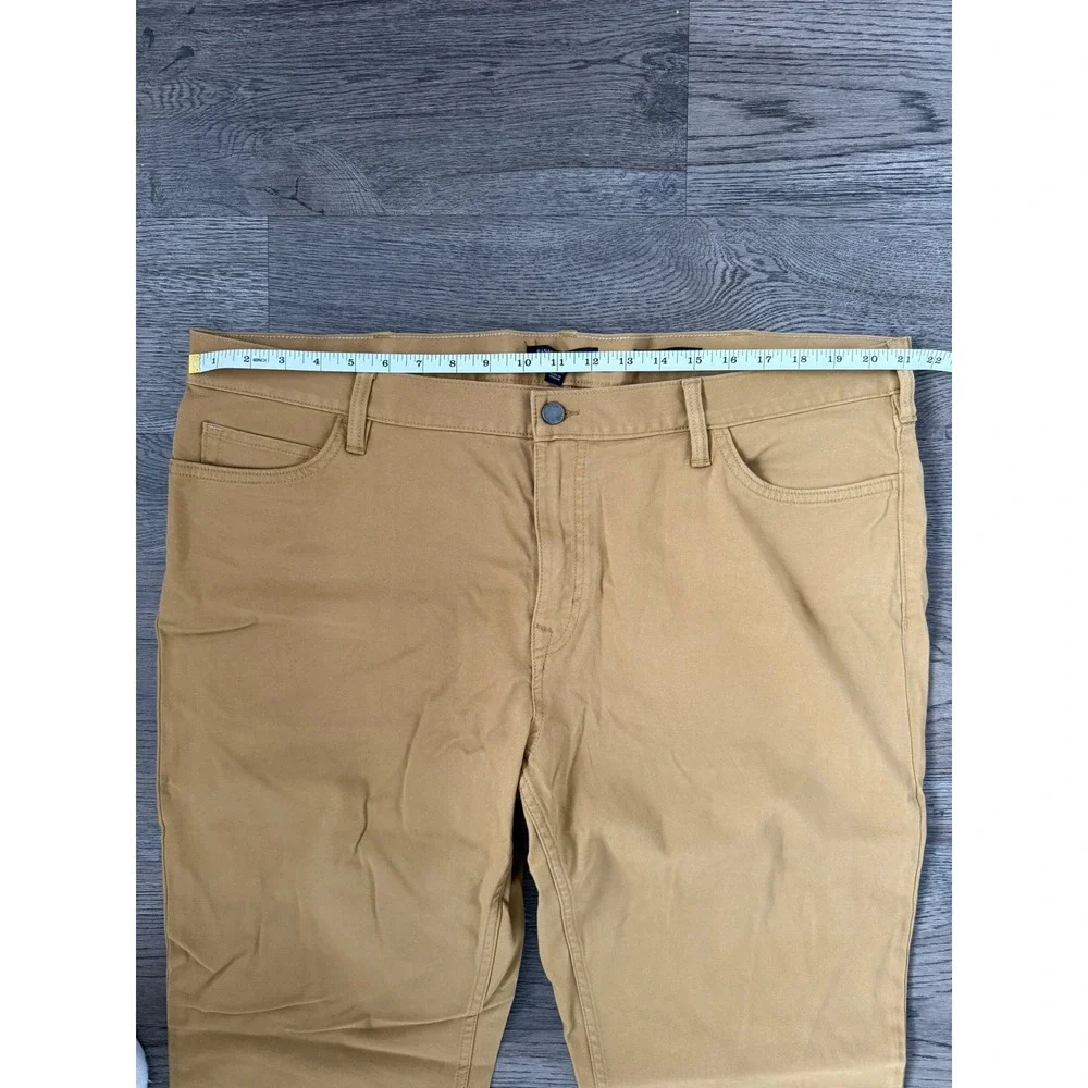 Banana Republic Slim Fit Traveler Pant - Size 42x32 - Whiskey Brown - NWOT‎